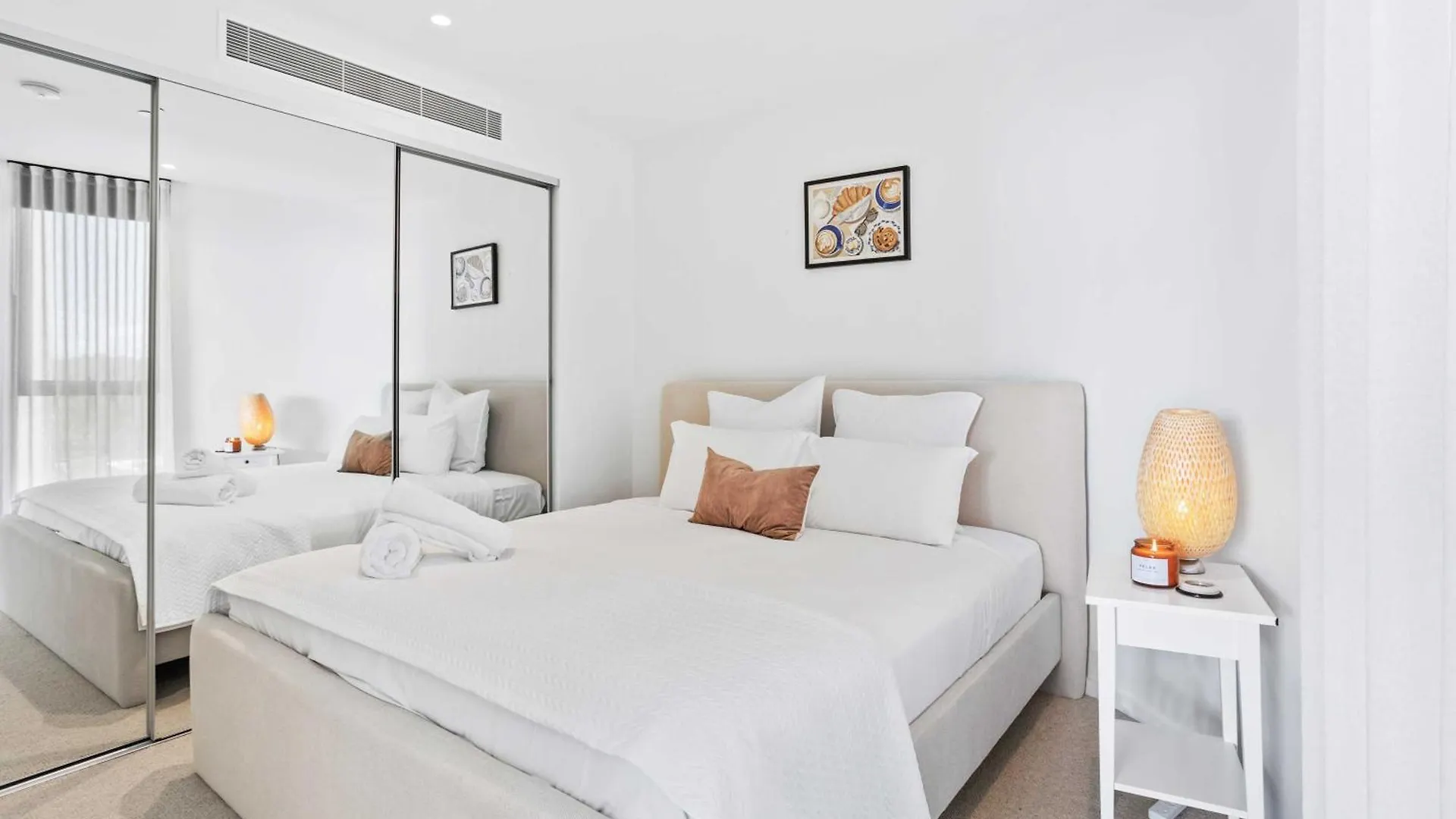 Luxe Oceanview Apartment In Palm Beach Gold Coast