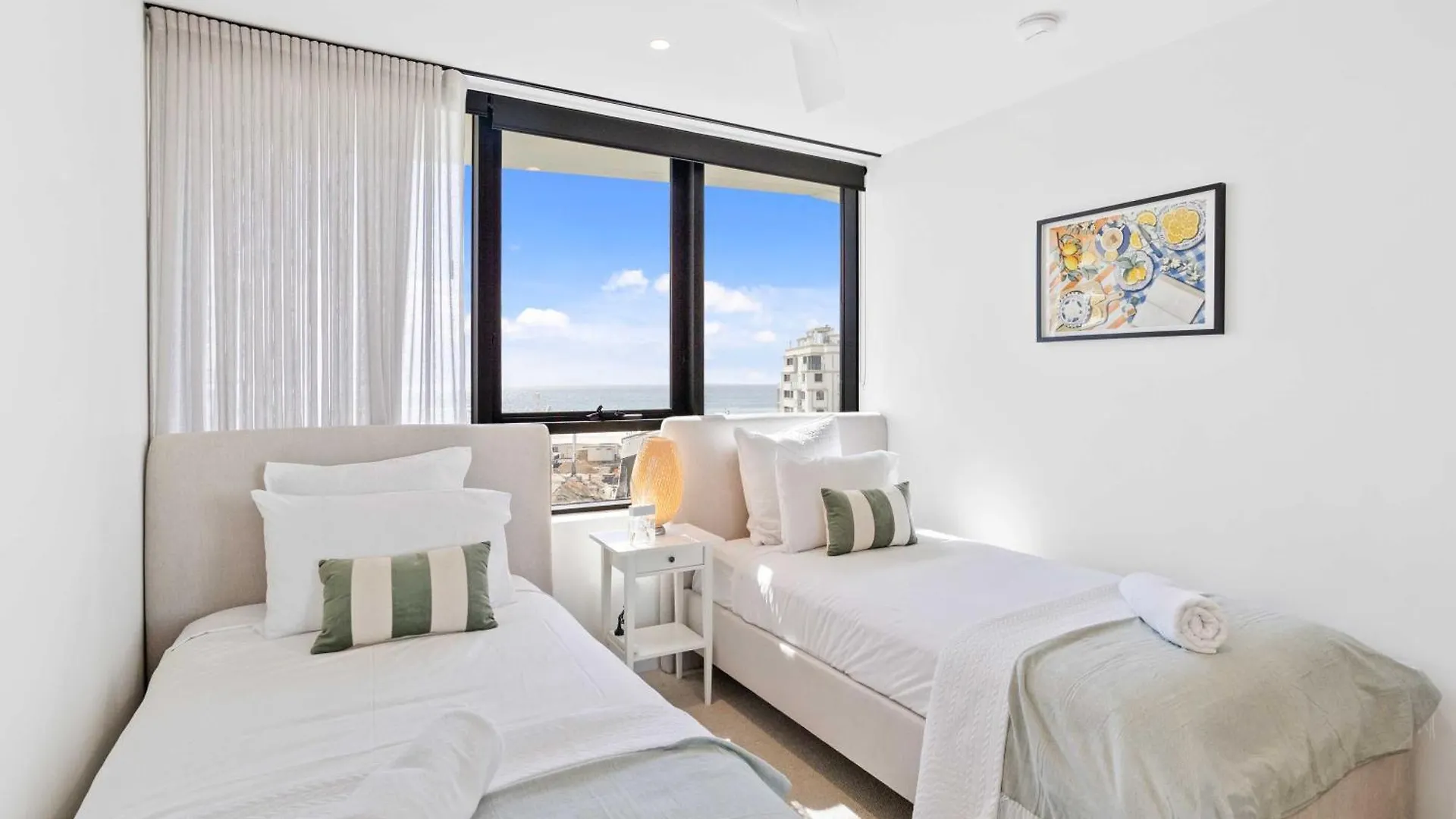 Luxe Oceanview Apartment In Palm Beach Gold Coast 0*,